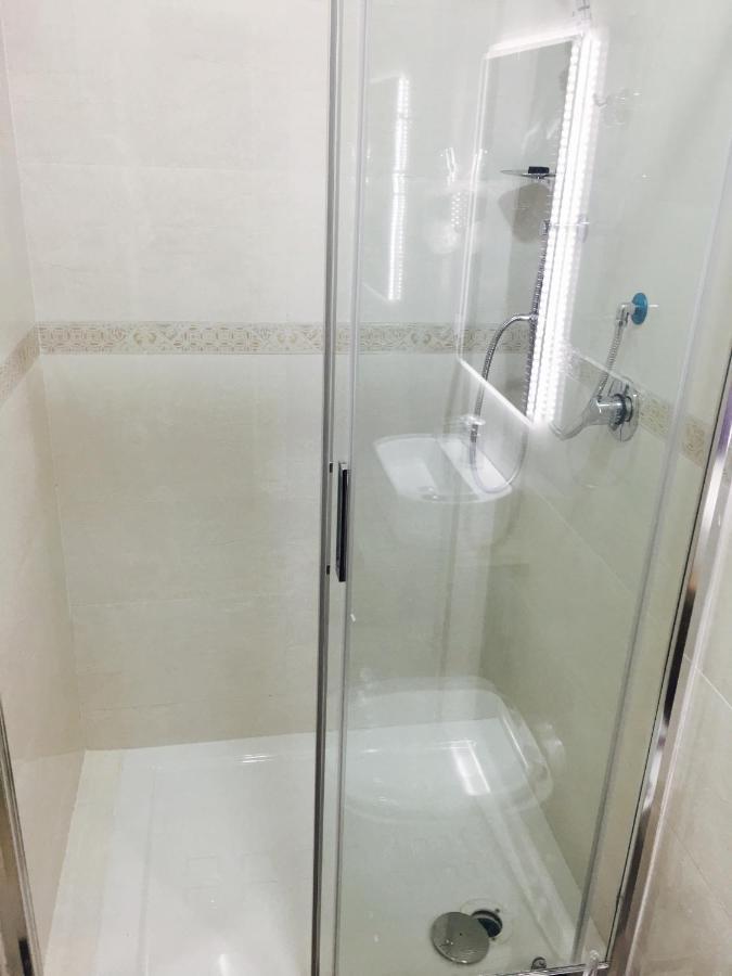 Favola Romana - Guest House Phòng bức ảnh
